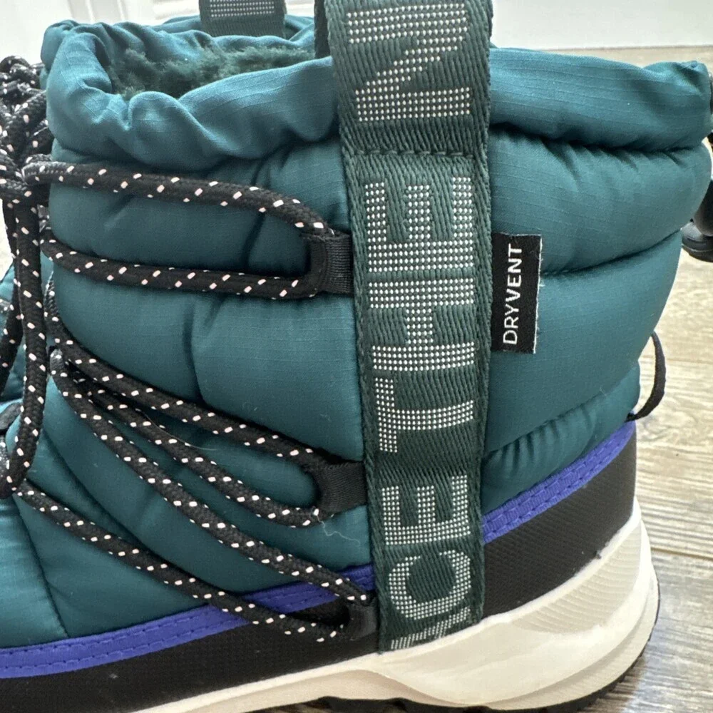 The North Face Thermoball Lace Up Waterproof Insulated Winter Boots Women’s 7